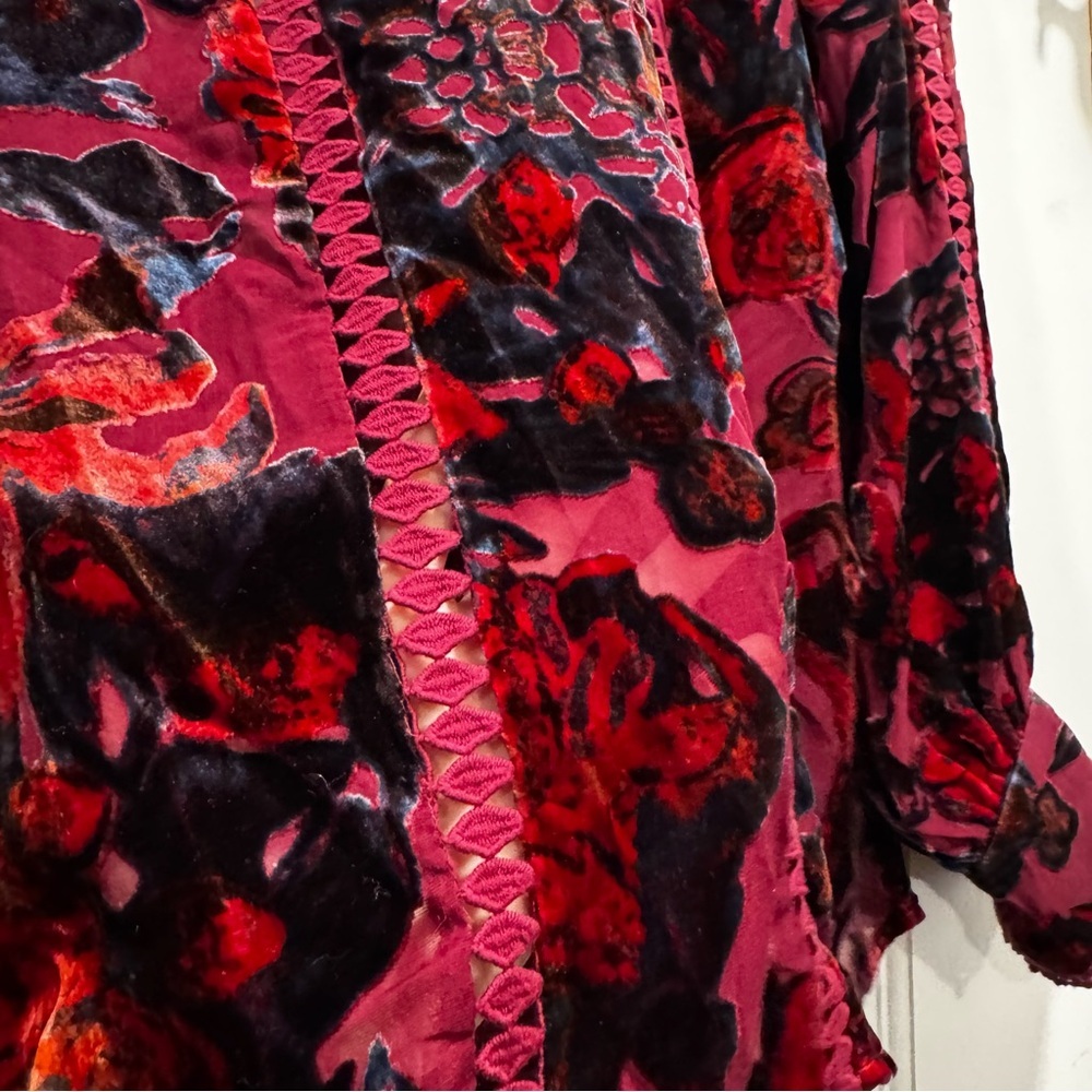 Sundance Velvet Burnout Burgundy Blouse XS Christmas Holiday Festive Dark Floral - Picture 7 of 15